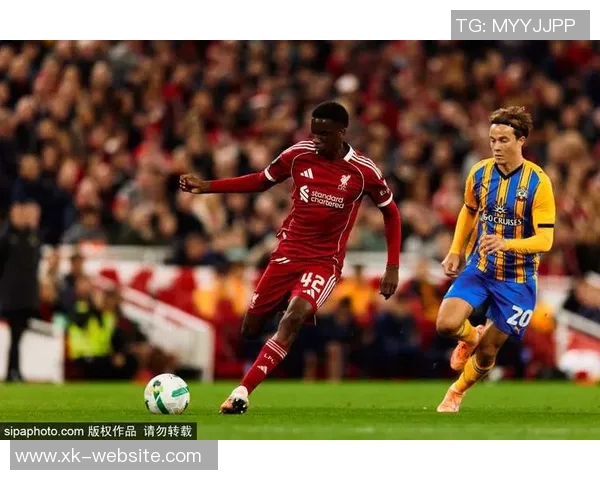 索博斯洛伊在欧冠对法兰克福的带球推进创单场纪录39次 索博斯洛伊在欧冠对法兰克福的带球推进创单场纪录39次